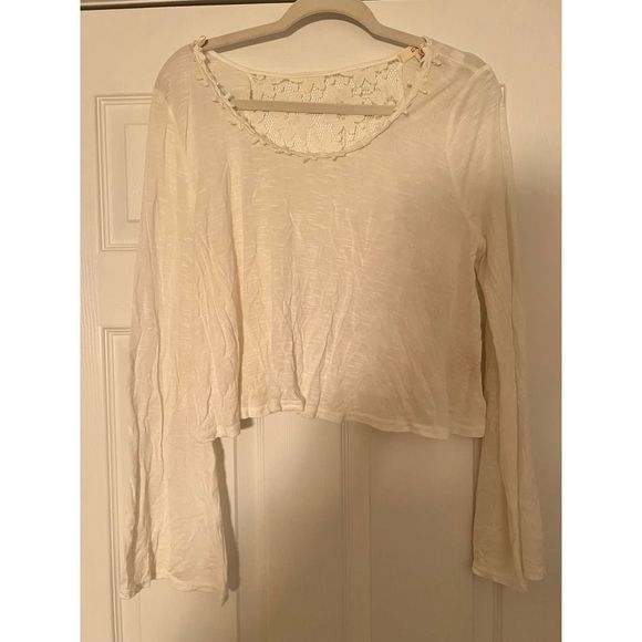 E (Hanger) M Long Sleeve White Crop Top- Lace Back- Size Large - Picture 2 of 8